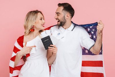 Pareja lista para cambiar su ajuste de estatus en Estados Unidos