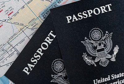 Acción diferida otorgada a personas que tenían listos sus pasaportes para irse del país