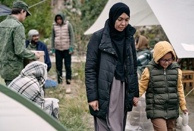 Familia de inmigrantes buscando el estatus de protección temporal por razones humanitarias en Estados Unidos